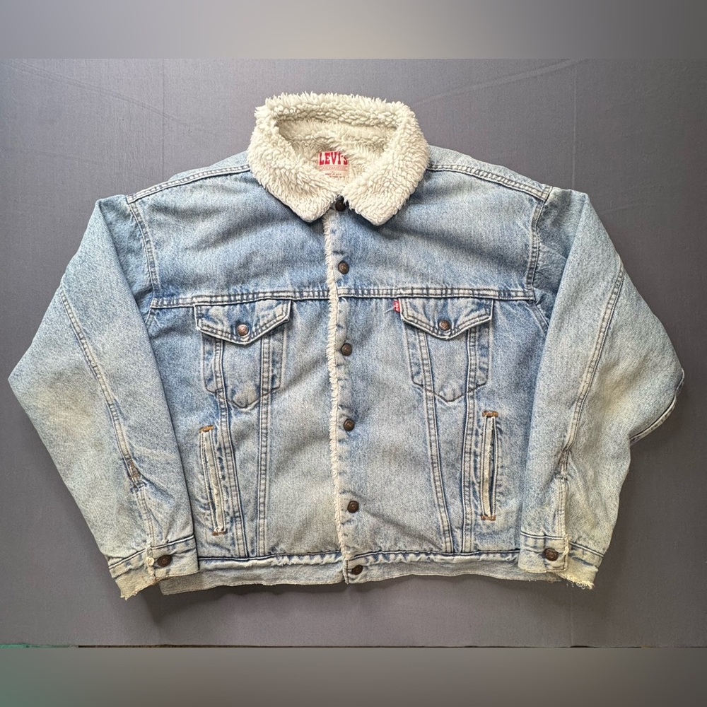 Vintage 80s Levis Sherpa Denim Trucker Jacket Made in USA XL Distressed & Fading